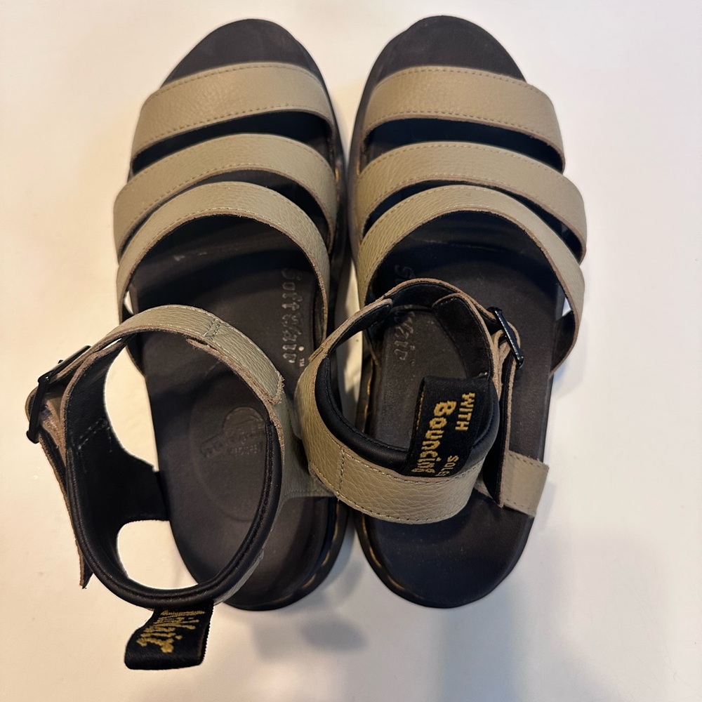 Dr. Martens Blaire Platform Sandal - Pale Olive Green SZ US10 - Picture 2 of 5